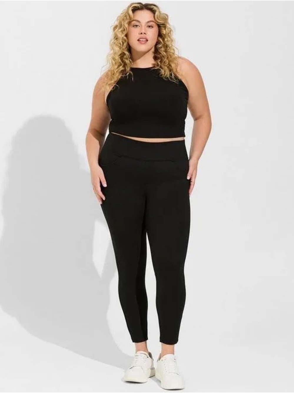 Women's Torrid High-Rise Pocket Pixie Skinny Luxe Ponte Pant in Black